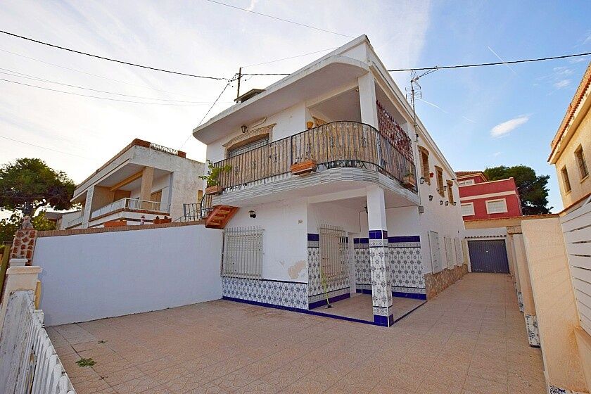Villa en Torre de la Horadada, España, 125 m² - imagen 1