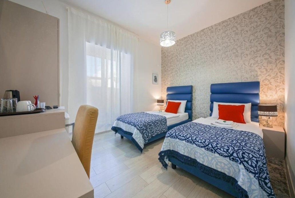 Appartement à Pula, Croatie, 107.14 m² - image 1