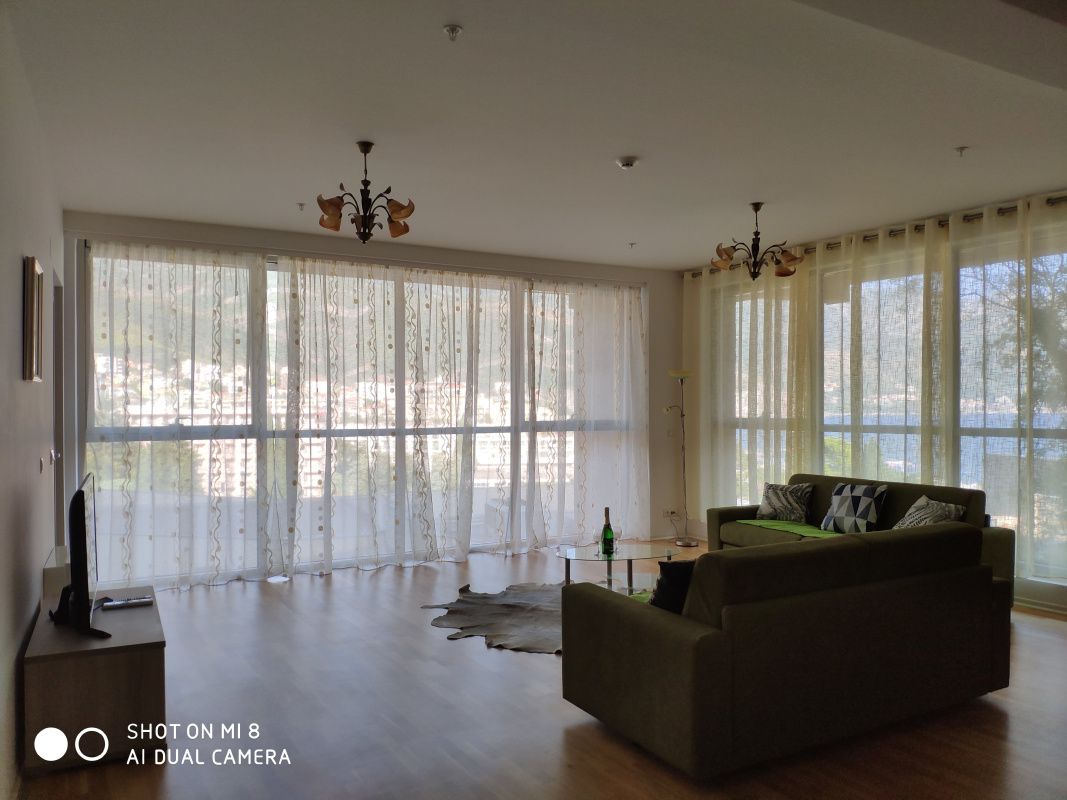 Wohnung in Becici, Montenegro, 86 m² - Foto 1