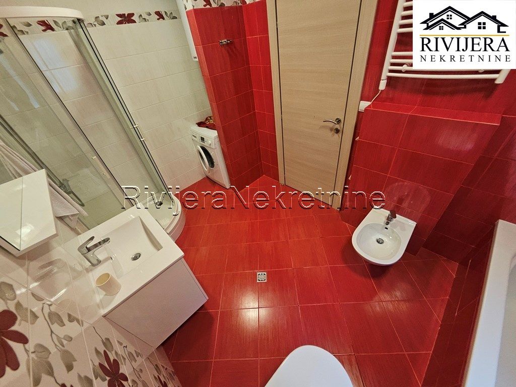 Flat in Herceg-Novi, Montenegro, 135 m² - picture 10