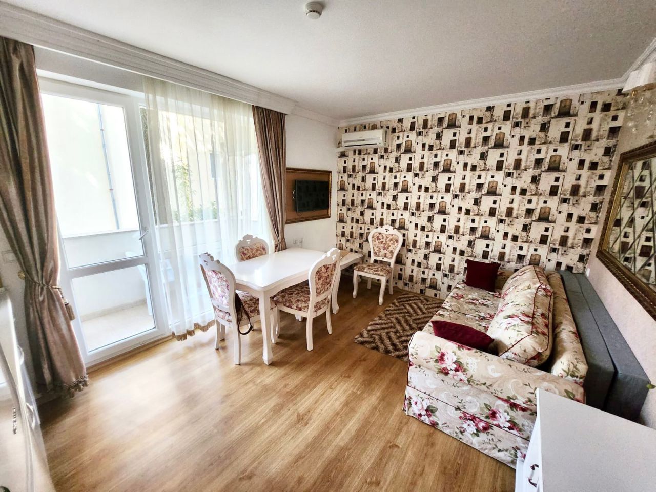 Appartement à Slantchev Briag, Bulgarie, 32 m² - image 1