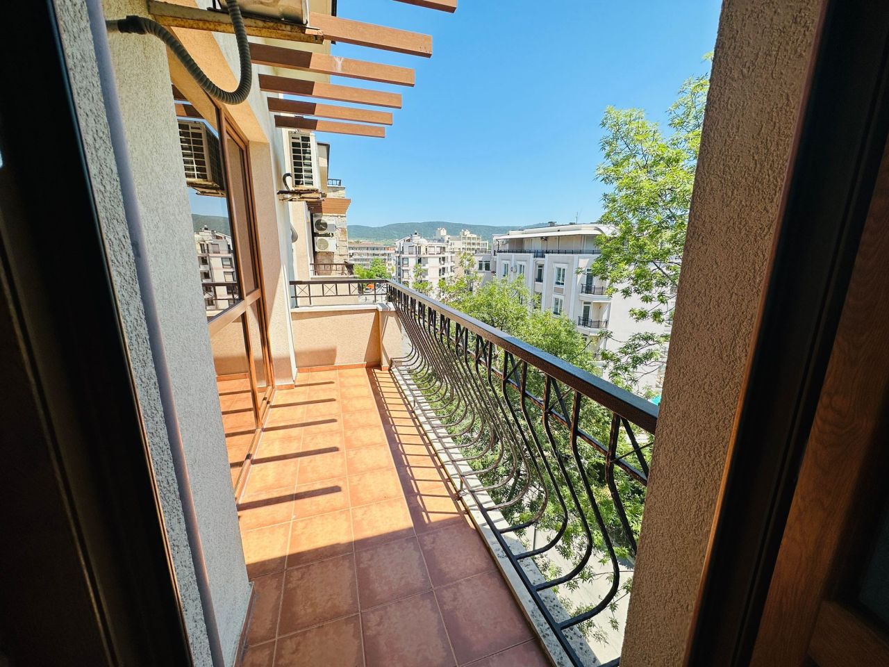 Appartement à Slantchev Briag, Bulgarie, 90 m² - image 1