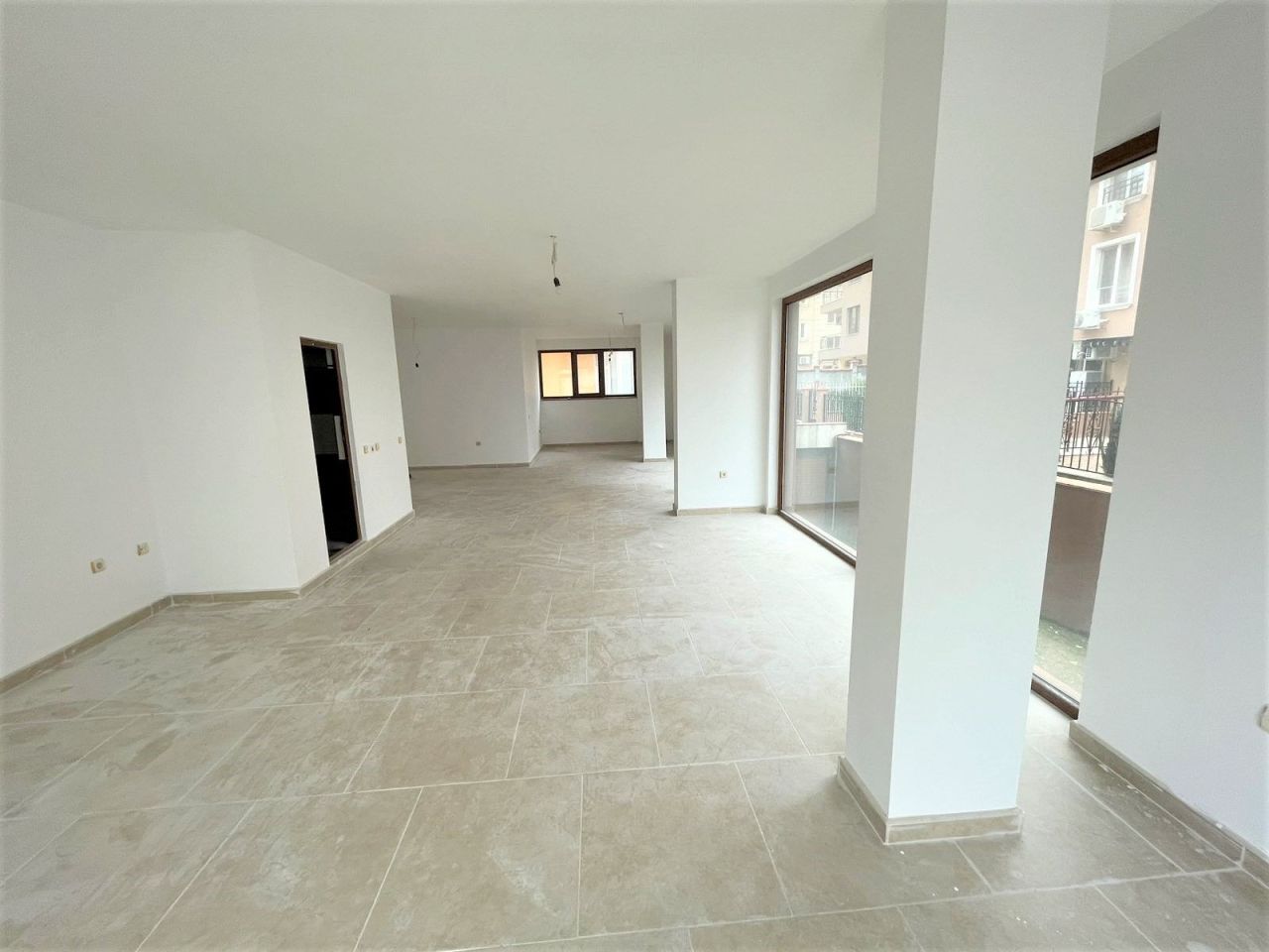 Gewerbeimmobilien in Nessebar, Bulgarien, 96 m² - Foto 1