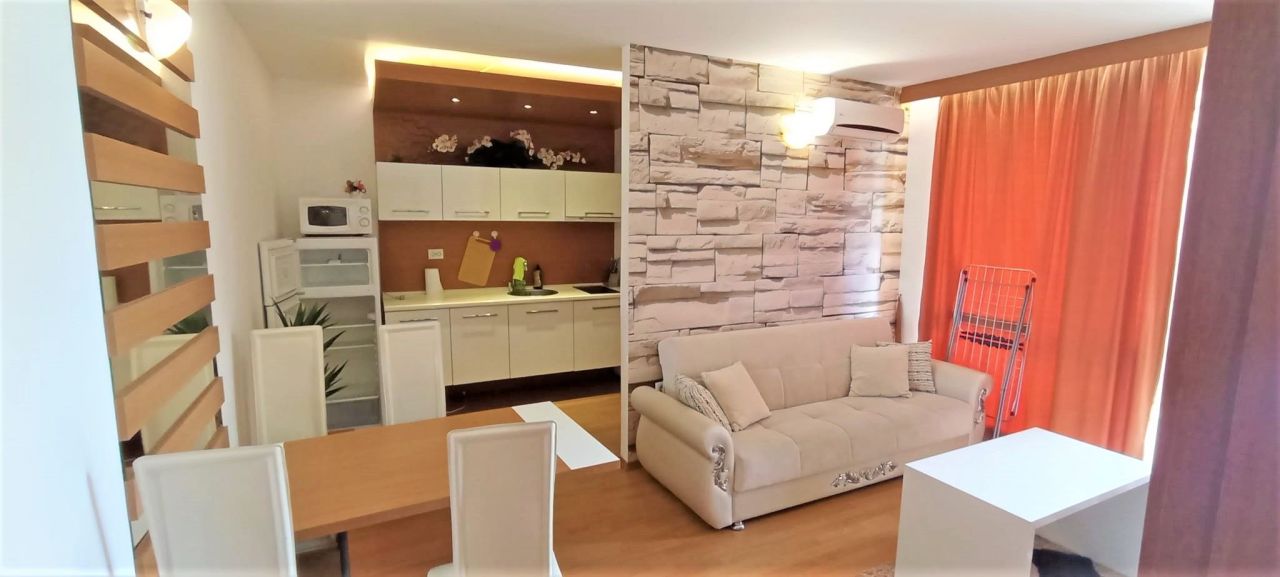 Appartement à Slantchev Briag, Bulgarie, 62 m² - image 1