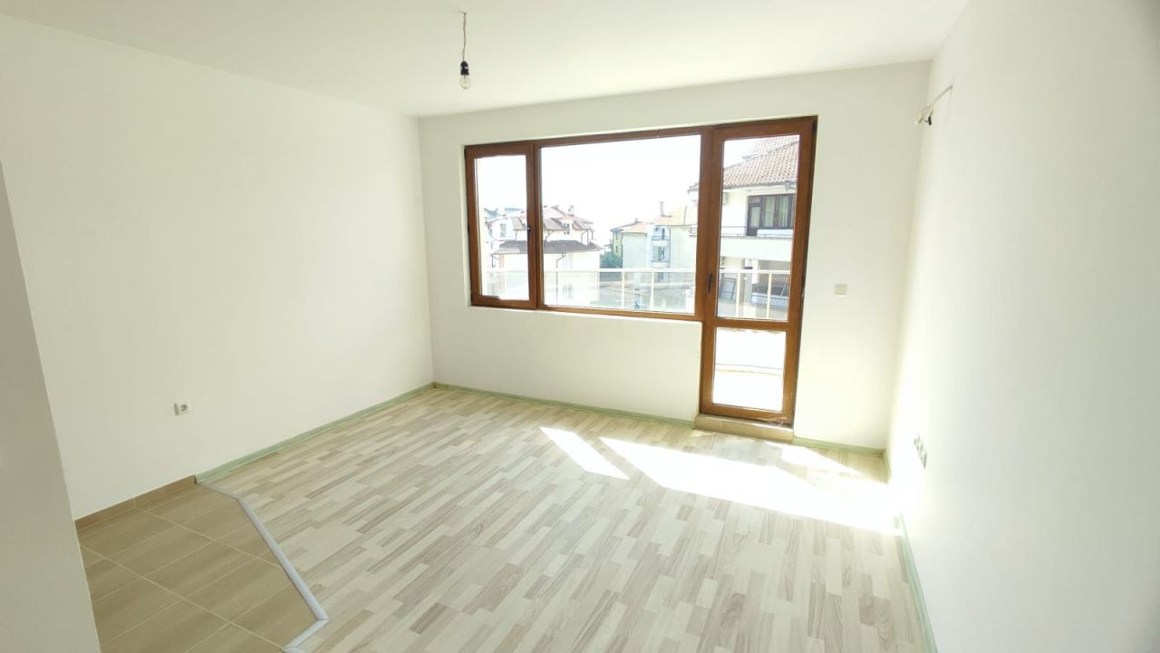 Flat in Burgas, Bulgaria, 180 m² - picture 1