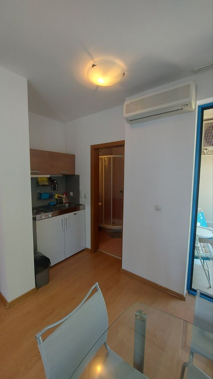 Appartement à Slantchev Briag, Bulgarie, 40 m² - image 2