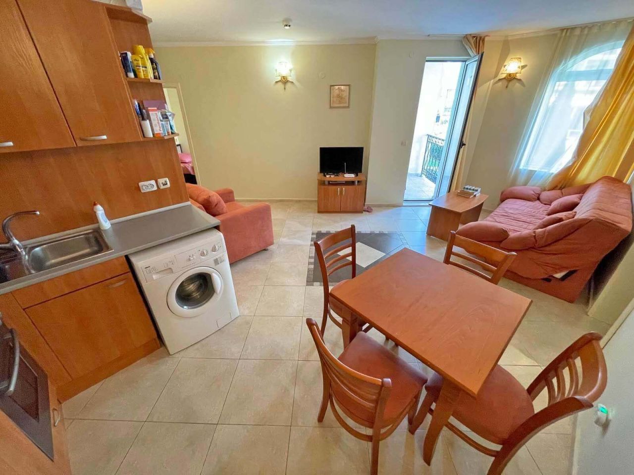 Flat at Sunny Beach, Bulgaria, 82 m² - picture 2