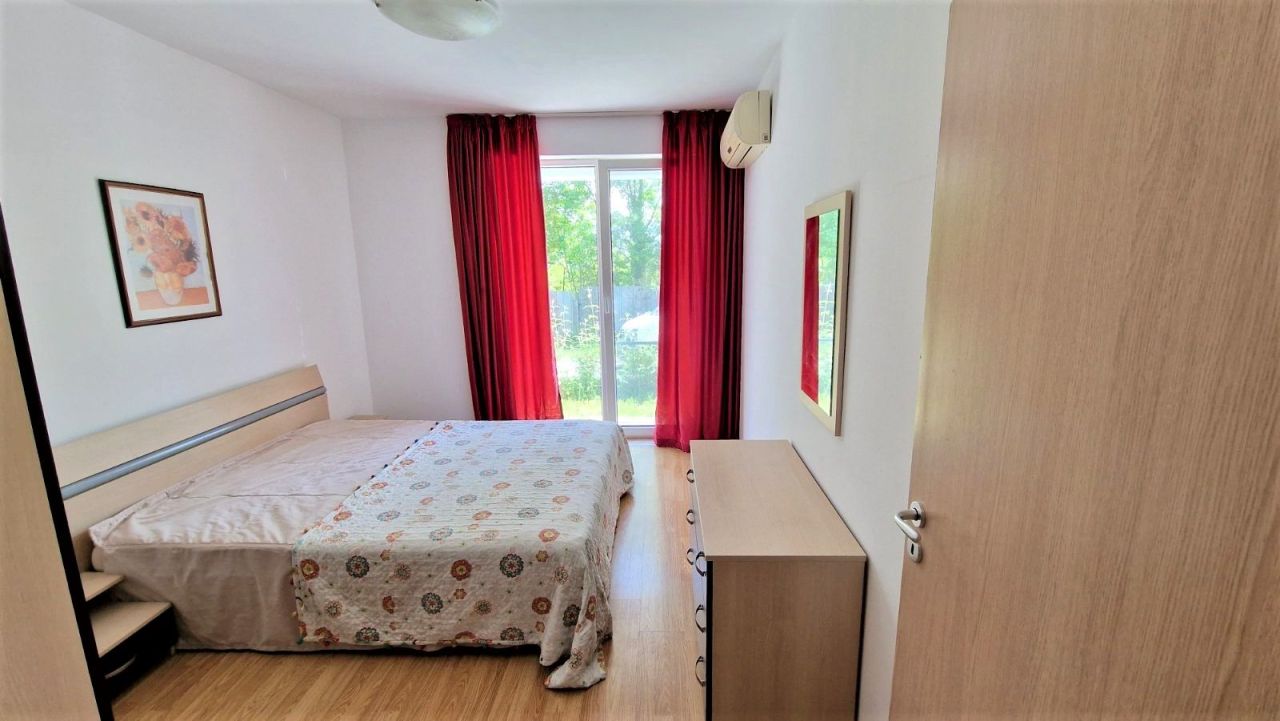 Piso en Tsarevo, Bulgaria, 54 m² - imagen 2