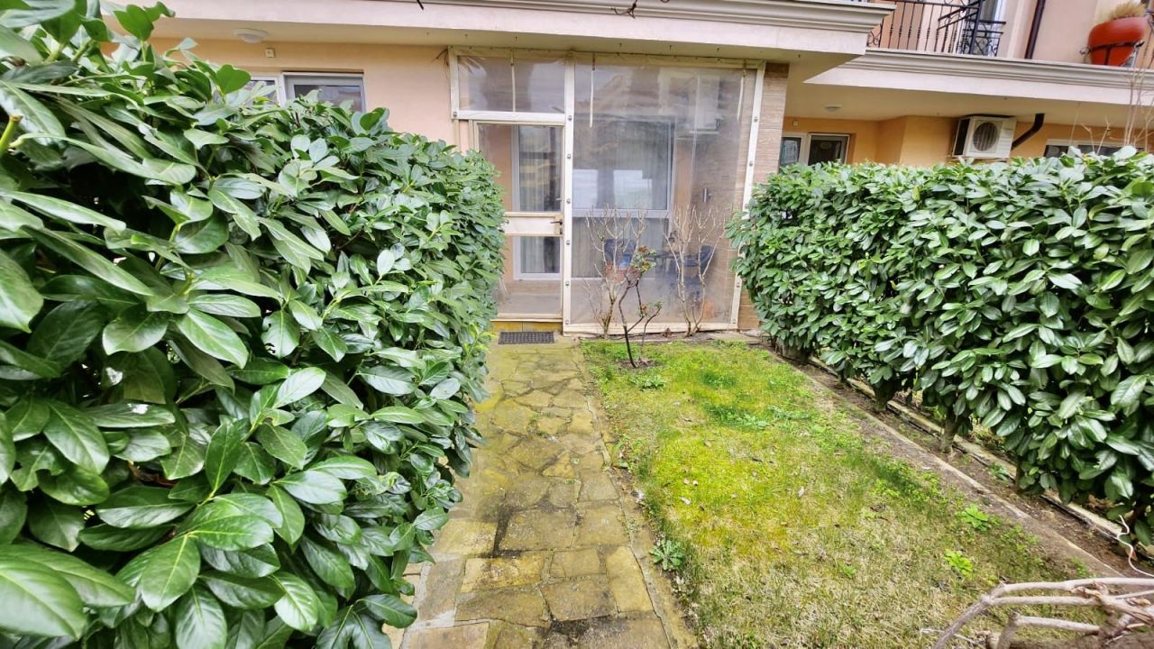 Flat at Sunny Beach, Bulgaria, 37 m² - picture 2