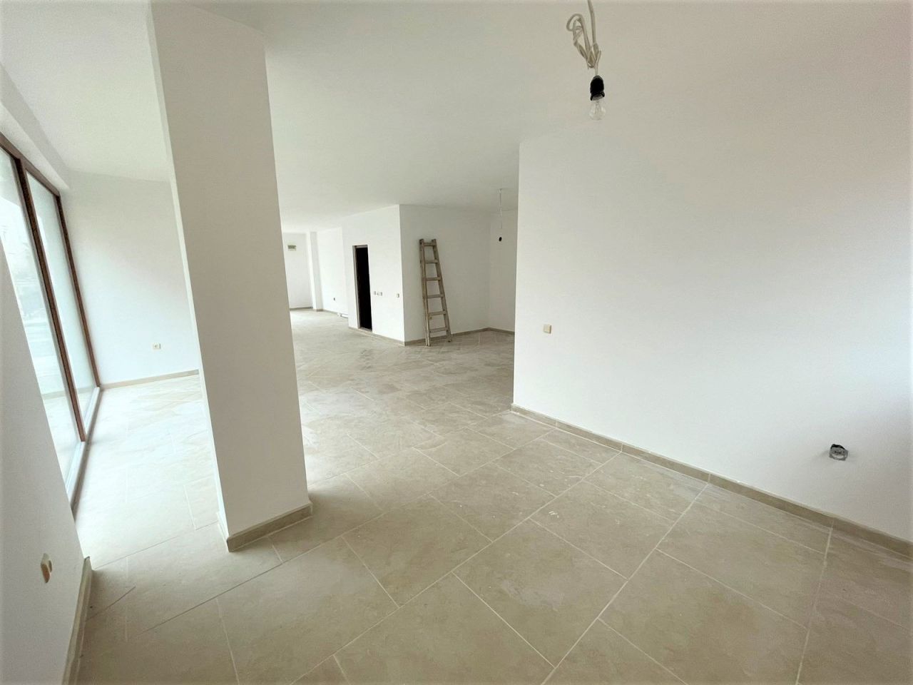 Commercial property in Nesebar, Bulgaria, 96 m² - picture 2