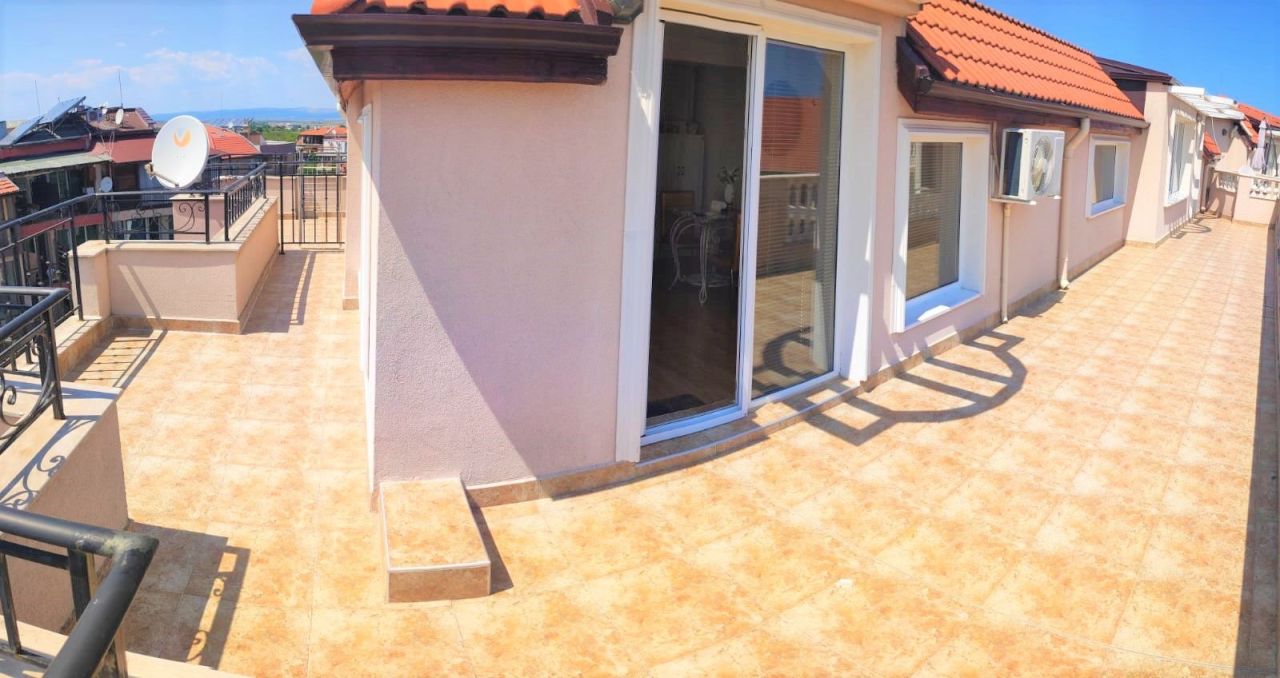 Ático en Nesebar, Bulgaria, 100 m² - imagen 2