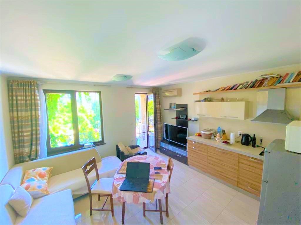 Piso en Nesebar, Bulgaria, 70 m² - imagen 2