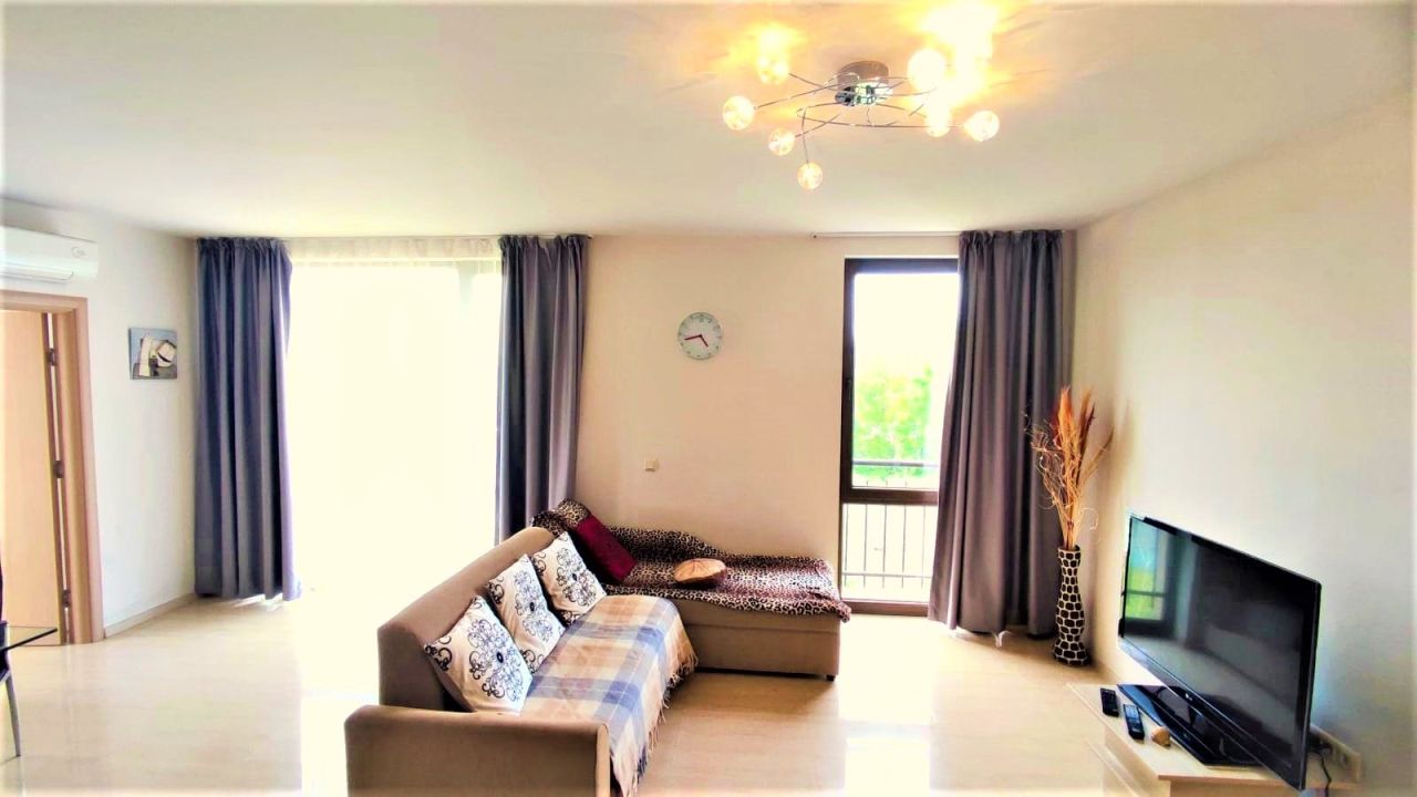 Flat in Burgas, Bulgaria, 74 m² - picture 2