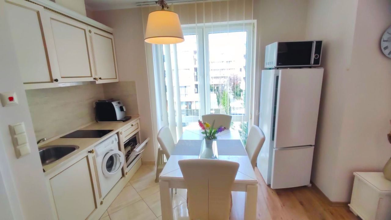 Appartement à Slantchev Briag, Bulgarie, 55 m² - image 3