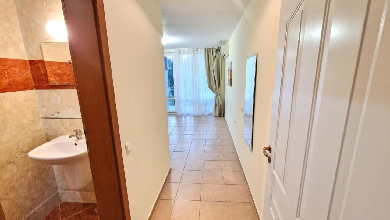 Flat at Sunny Beach, Bulgaria, 82 m² - picture 3