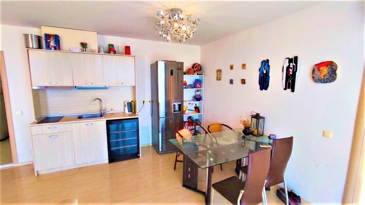 Flat in Burgas, Bulgaria, 74 m² - picture 3