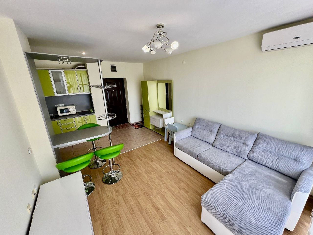 Appartement à Slantchev Briag, Bulgarie, 65 m² - image 4