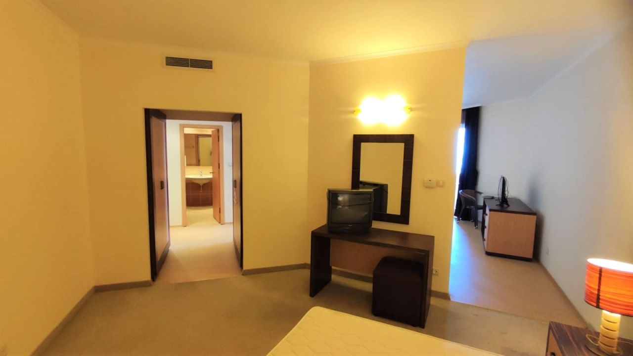 Flat at Sunny Beach, Bulgaria, 82 m² - picture 4