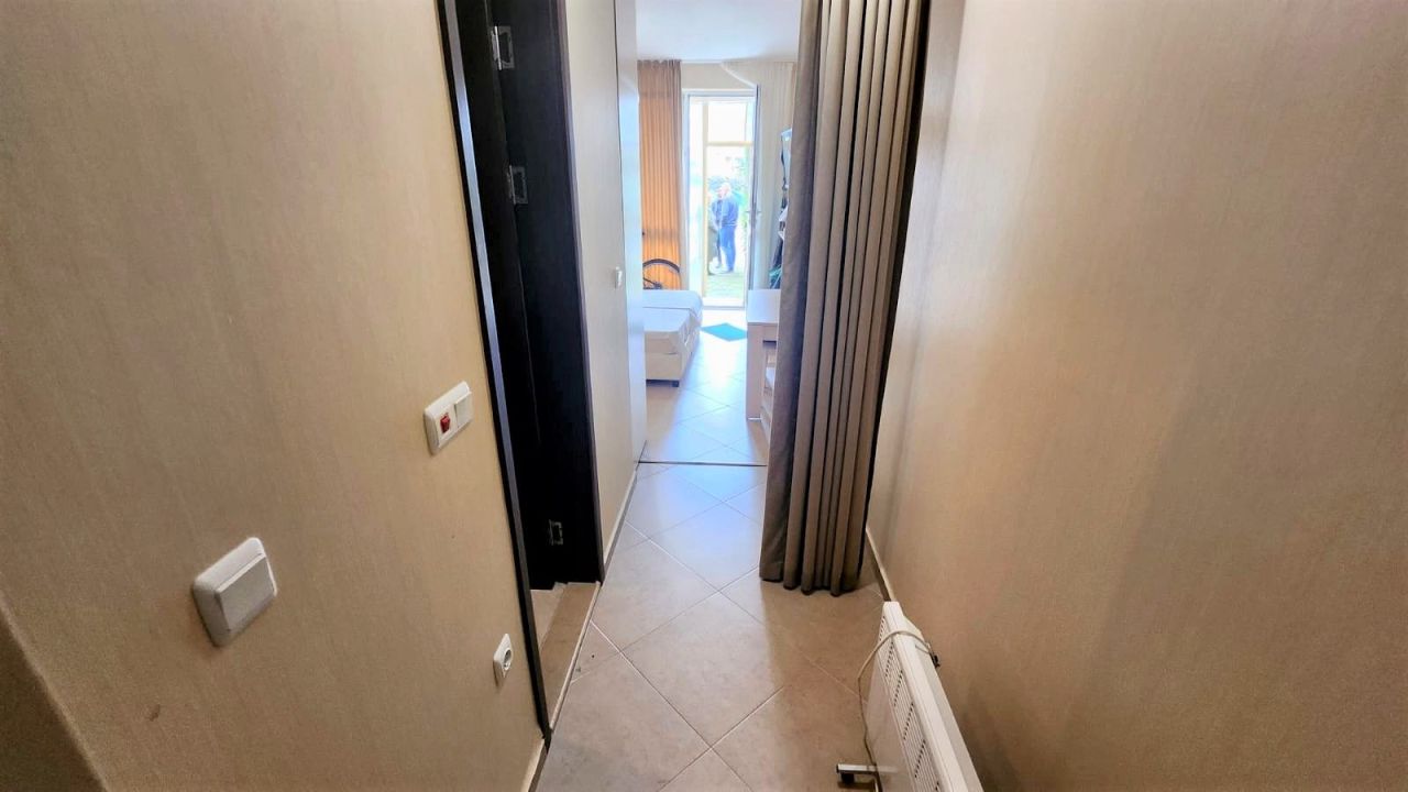 Flat at Sunny Beach, Bulgaria, 37 m² - picture 4