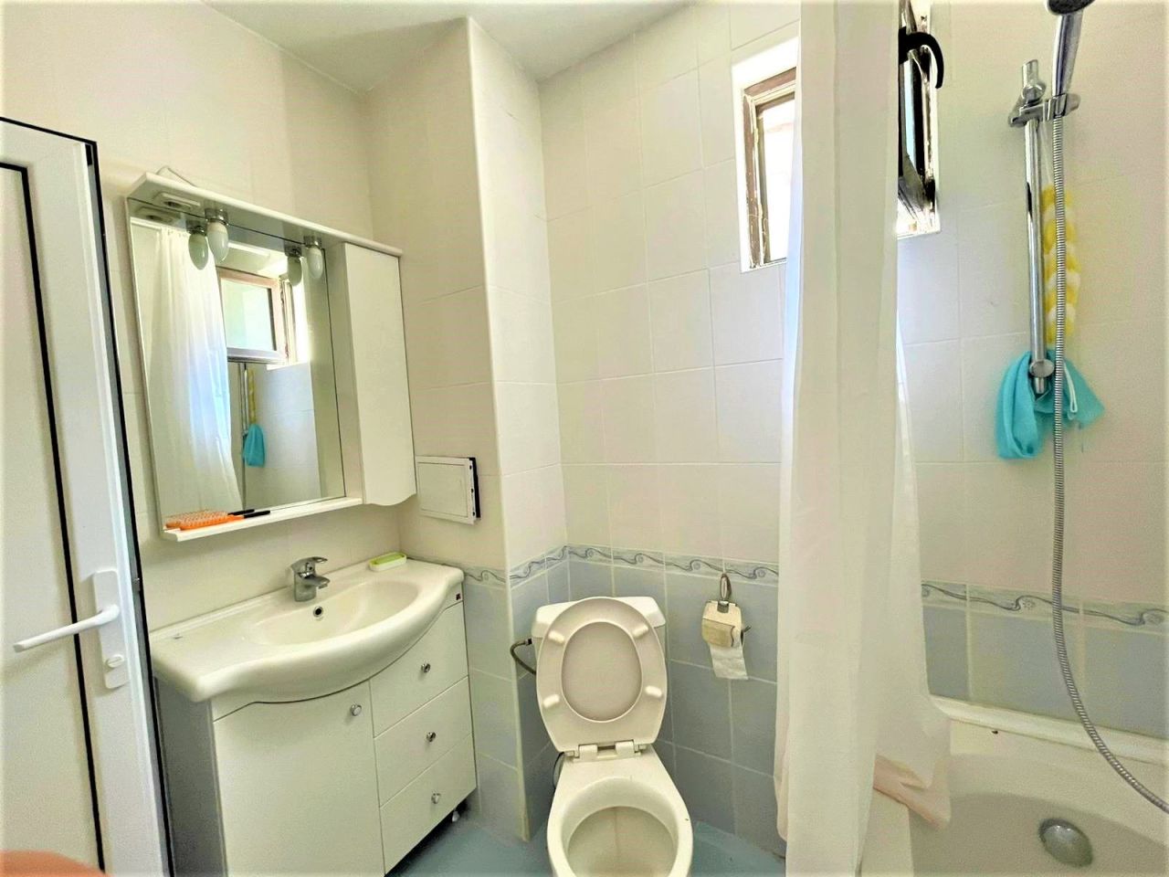 Flat in Burgas, Bulgaria, 69 m² - picture 4