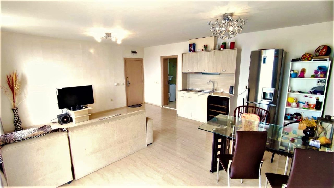 Flat in Burgas, Bulgaria, 74 m² - picture 4