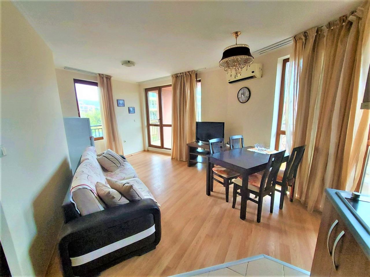 Piso en Burgas, Bulgaria, 90 m² - imagen 5