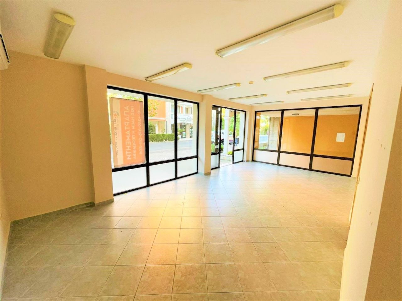 Gewerbeimmobilien in Sonnenstrand, Bulgarien, 49 m² - Foto 6