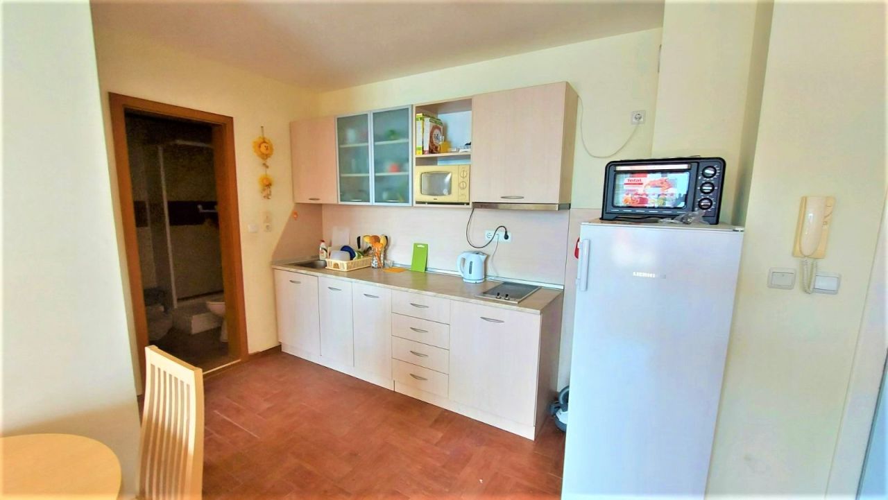 Flat in Burgas, Bulgaria, 72 m² - picture 6