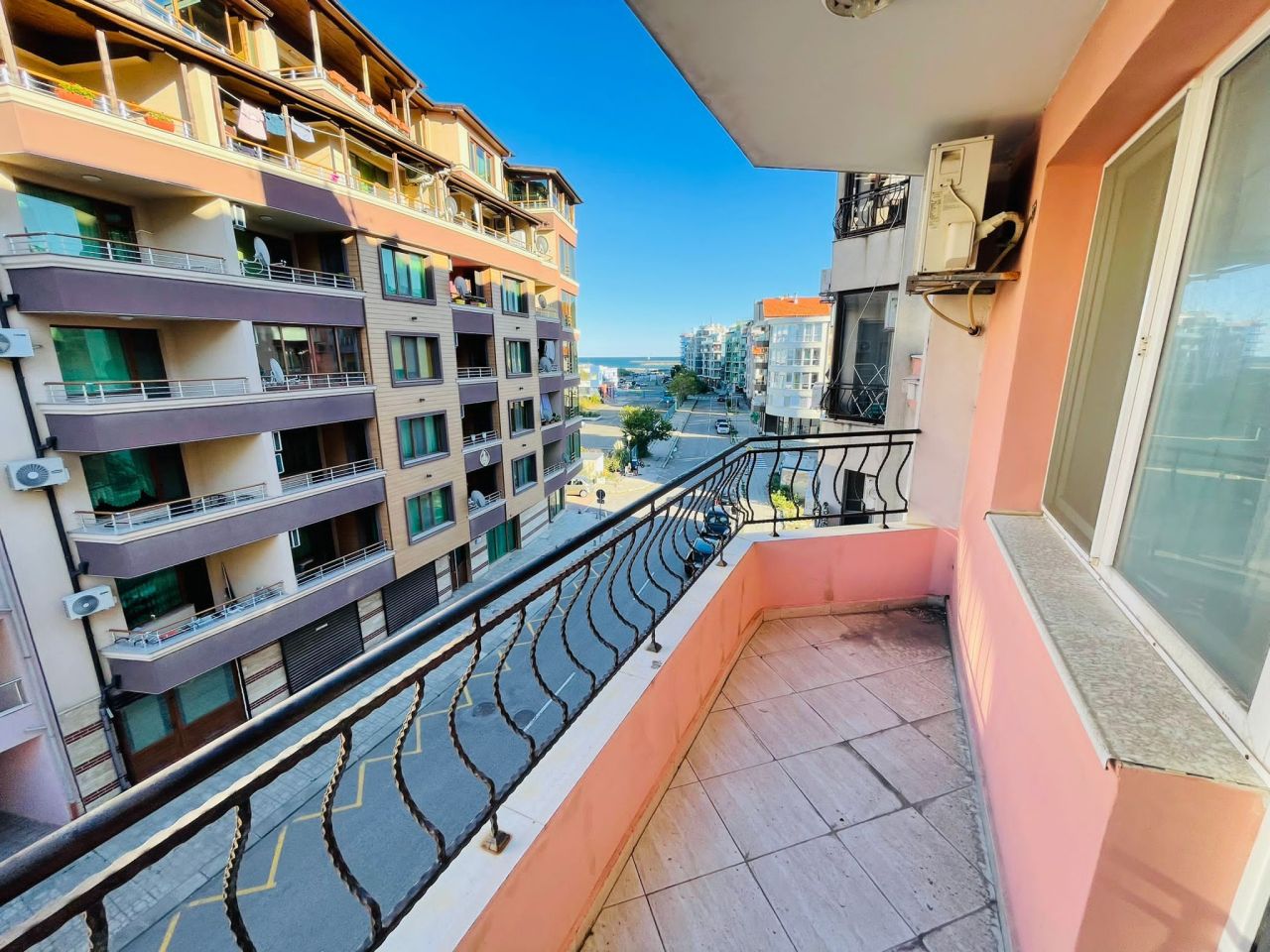 Flat in Pomorie, Bulgaria, 86 m² - picture 8