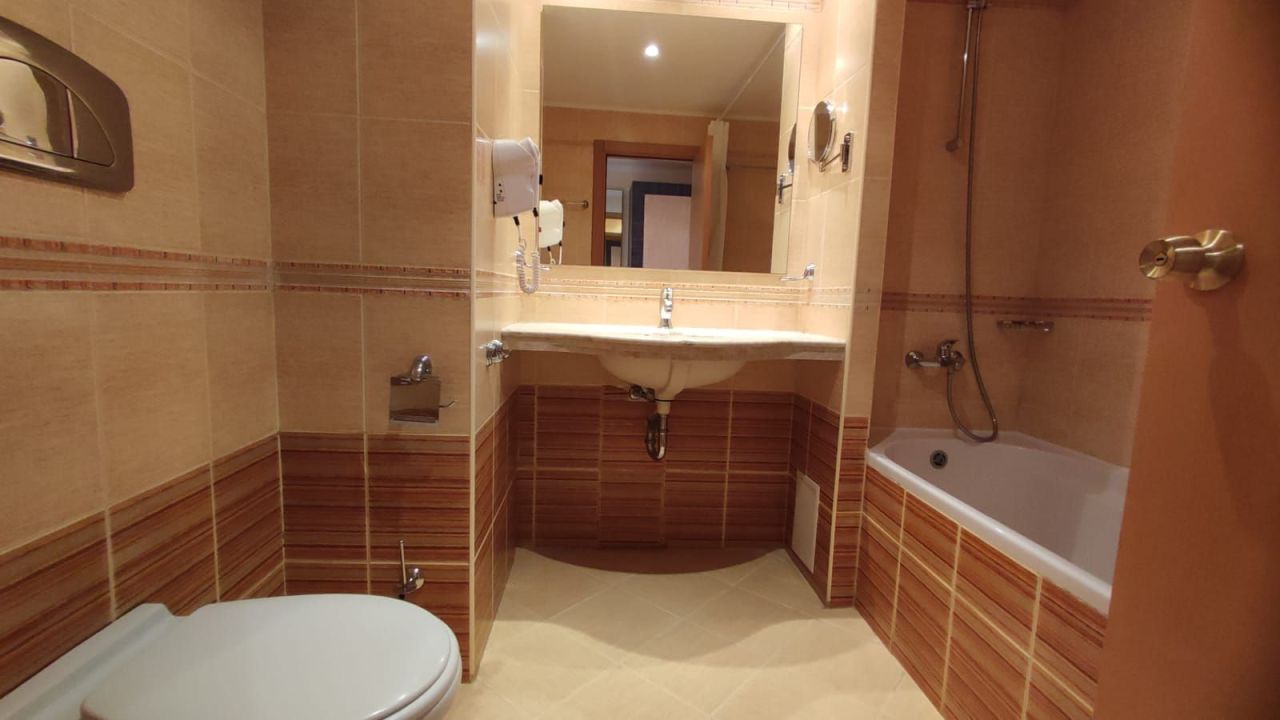 Flat at Sunny Beach, Bulgaria, 82 m² - picture 8