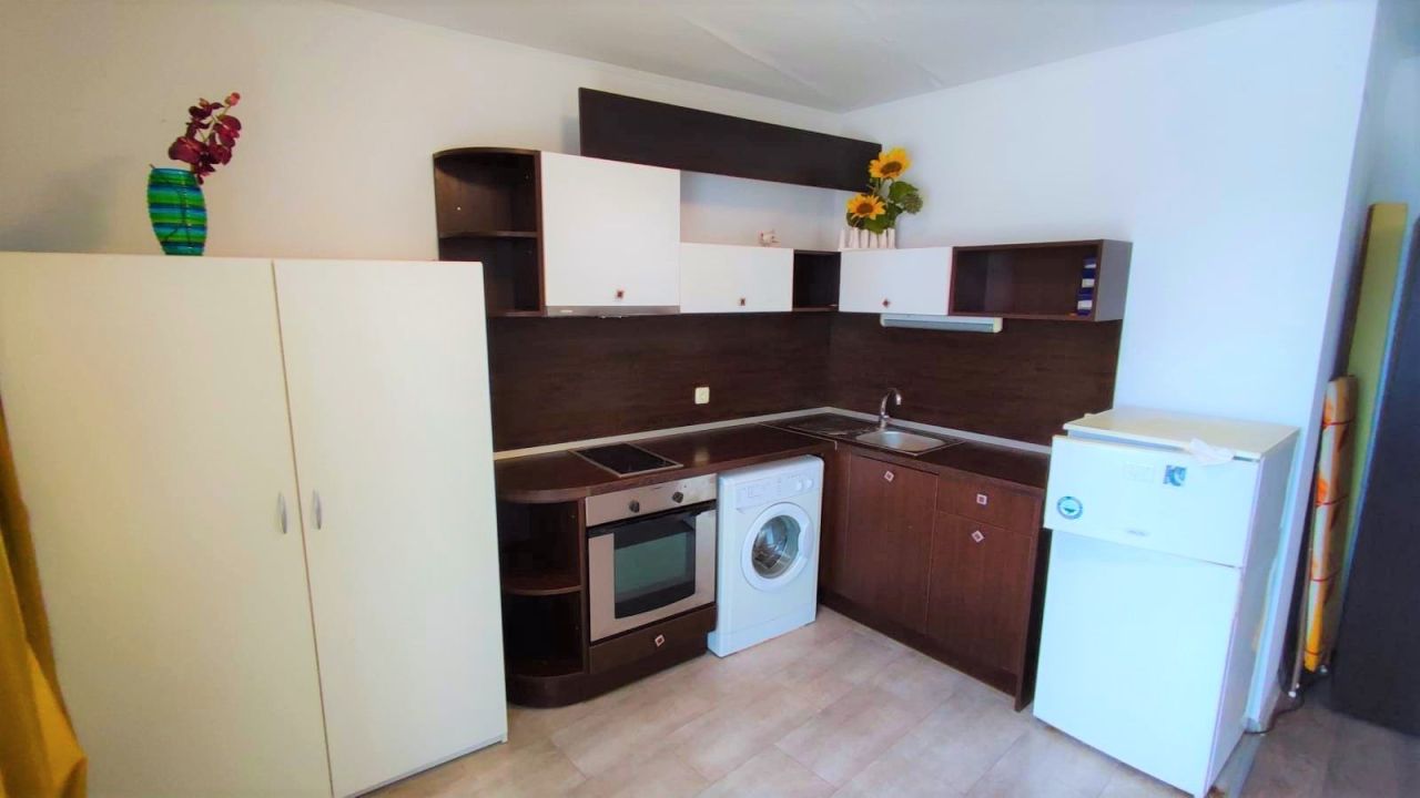 Flat at Sunny Beach, Bulgaria, 101 m² - picture 8
