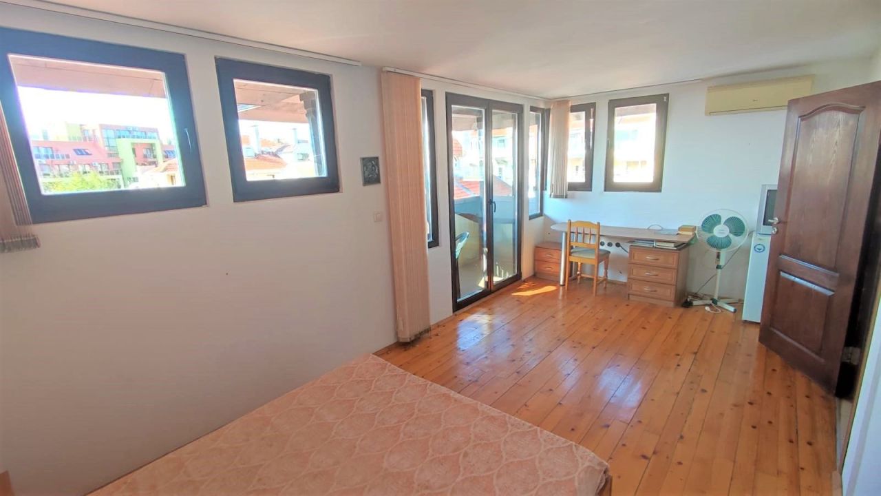 Appartamento a Nesebăr, Bulgaria, 46 m² - foto 10