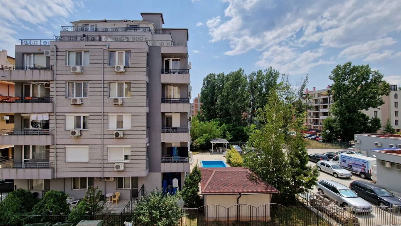 Appartement à Slantchev Briag, Bulgarie, 28 m² - image 11