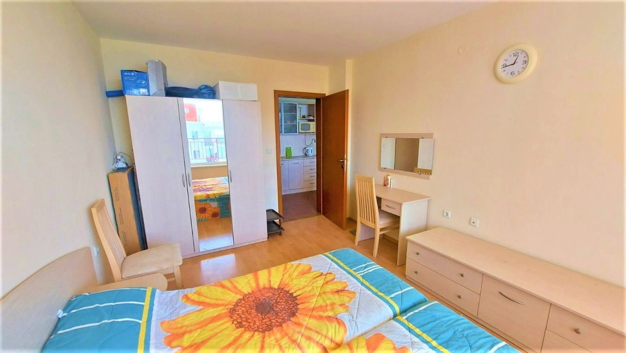 Flat in Burgas, Bulgaria, 72 m² - picture 12