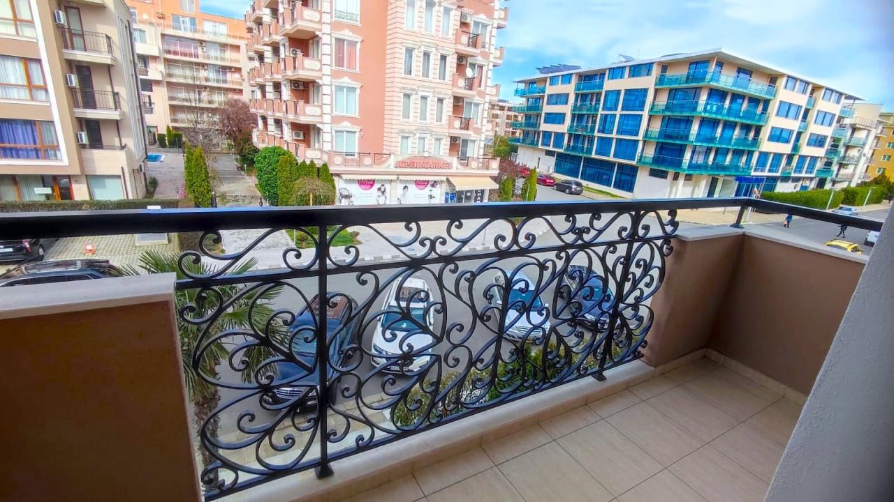 Appartement à Slantchev Briag, Bulgarie, 55 m² - image 14
