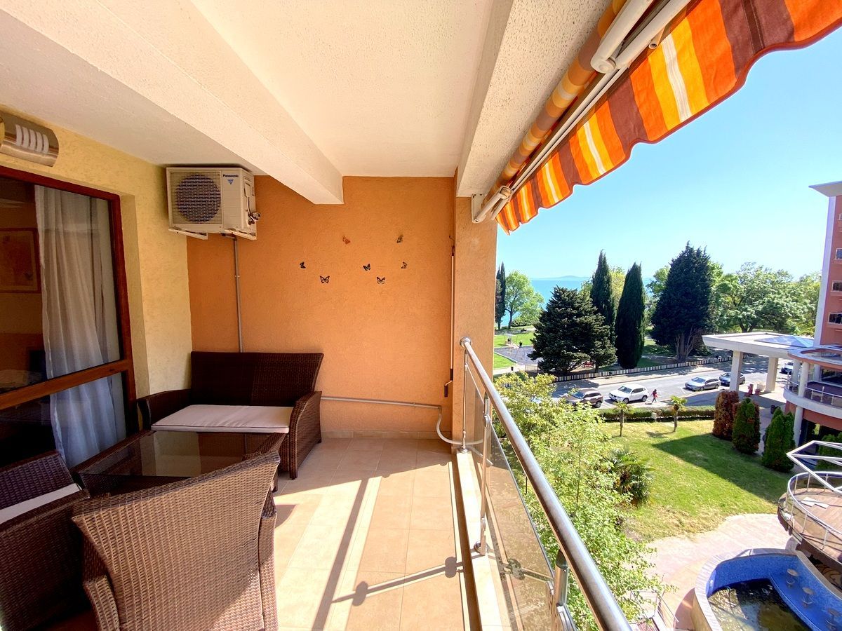 Flat in Nesebar, Bulgaria, 83 m² - picture 15