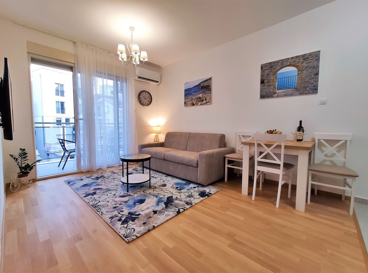 Appartement à Budva, Monténégro, 45 m² - image 1