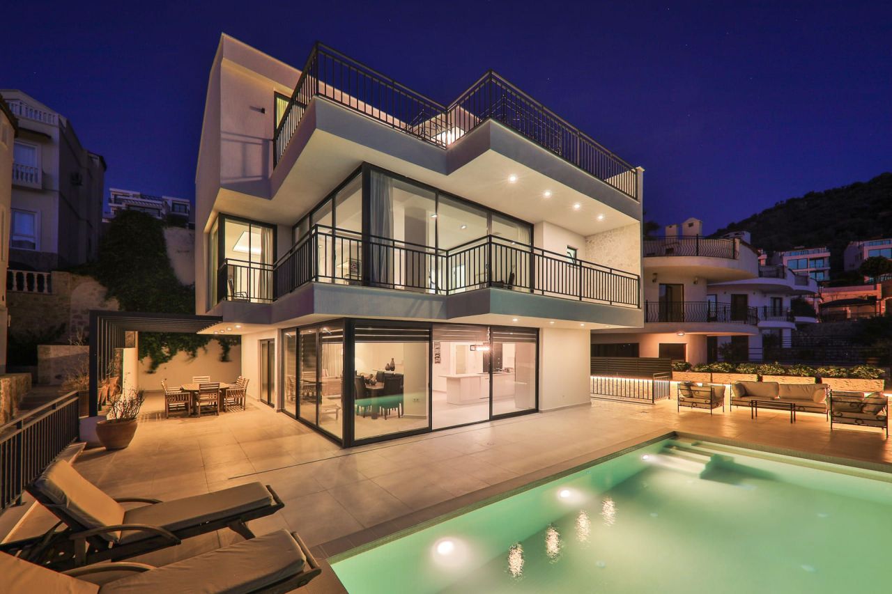 Villa à Kalkan, Turquie, 280 m² - image 4