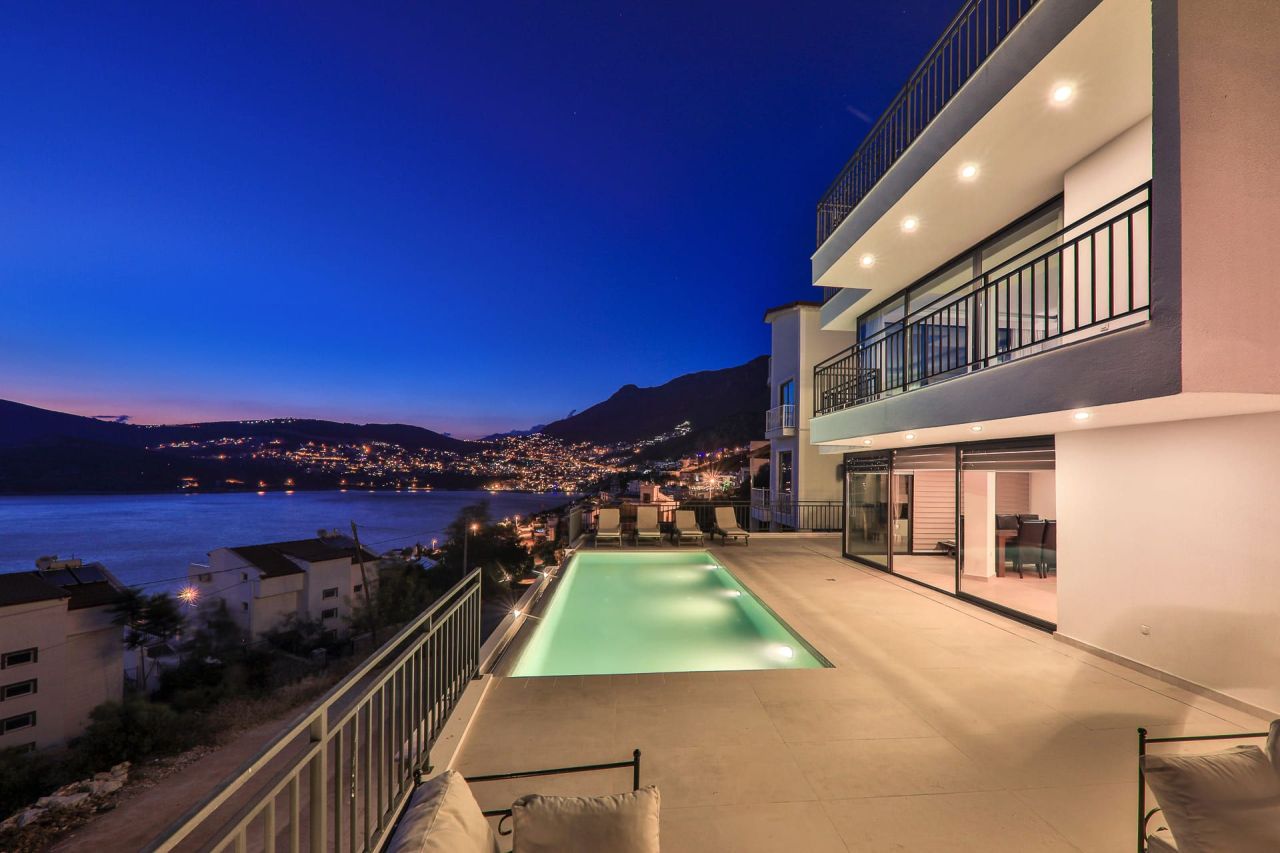 Villa à Kalkan, Turquie, 280 m² - image 5