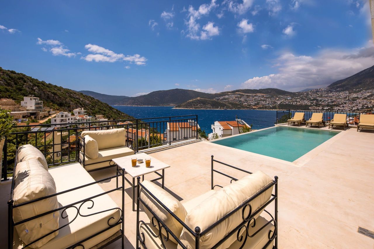 Villa à Kalkan, Turquie, 280 m² - image 14