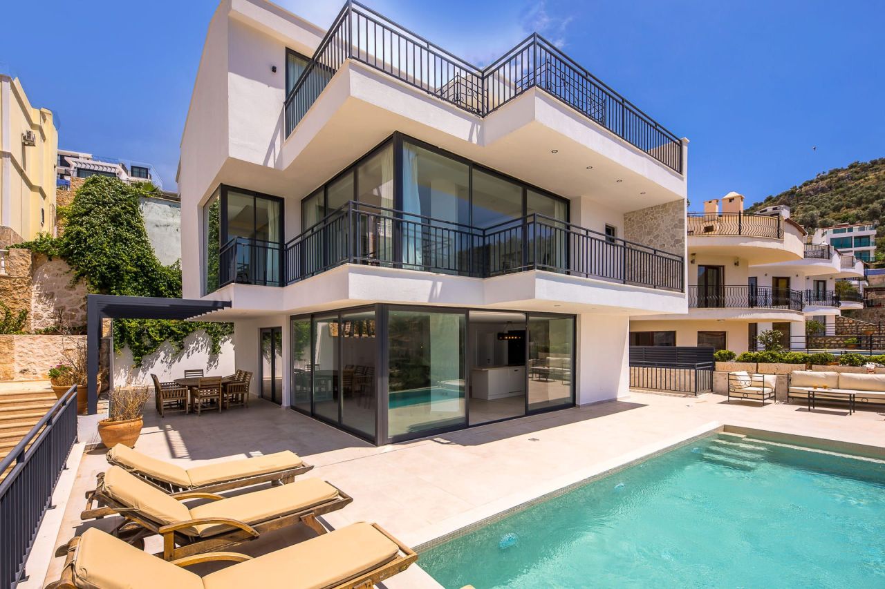 Villa à Kalkan, Turquie, 280 m² - image 16