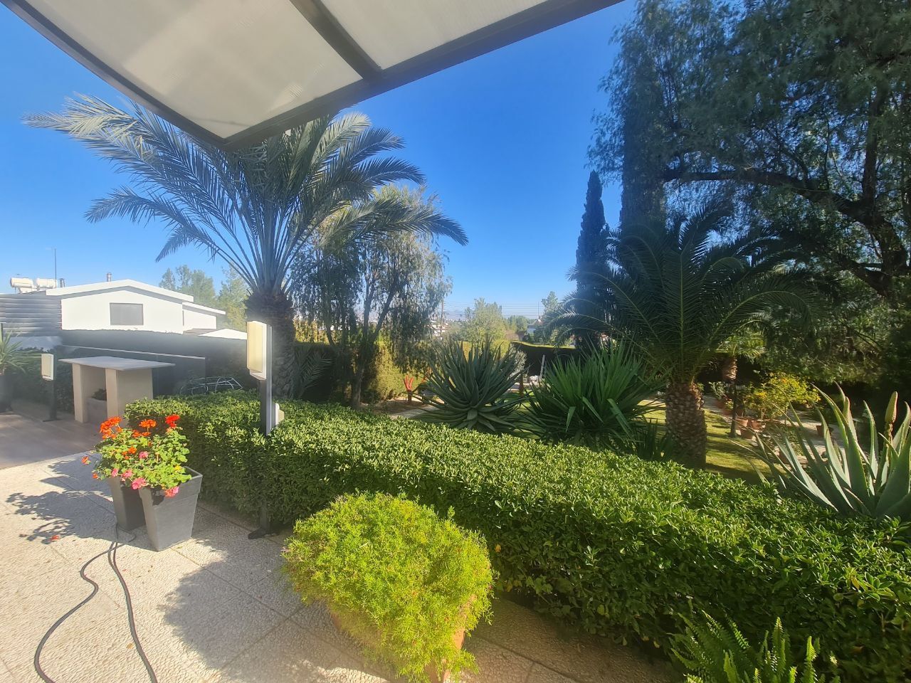 Casa en Nicosia, Chipre, 400 m² - imagen 11