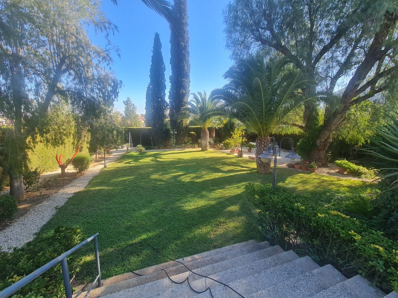 Casa en Nicosia, Chipre, 400 m² - imagen 12