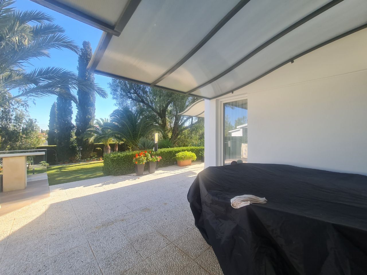 Casa en Nicosia, Chipre, 400 m² - imagen 14