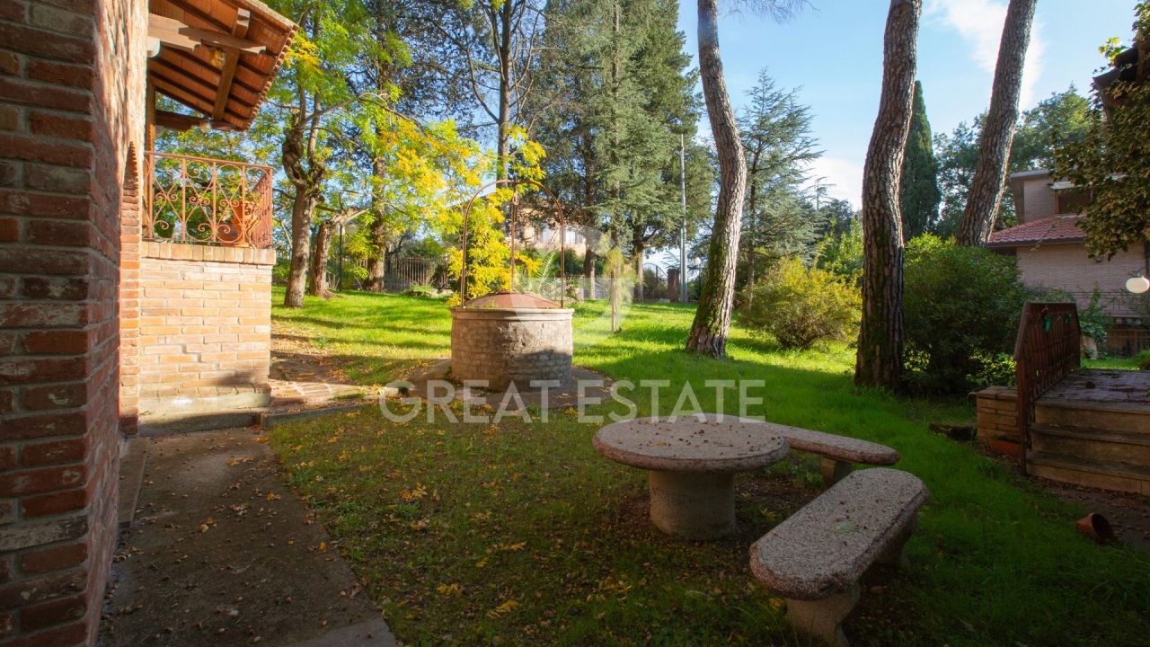 Villa in Castiglione del Lago, Italy, 478.6 m² - picture 5