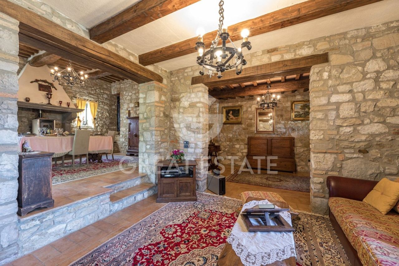 Casa en Todi, Italia, 811.85 m² - imagen 13