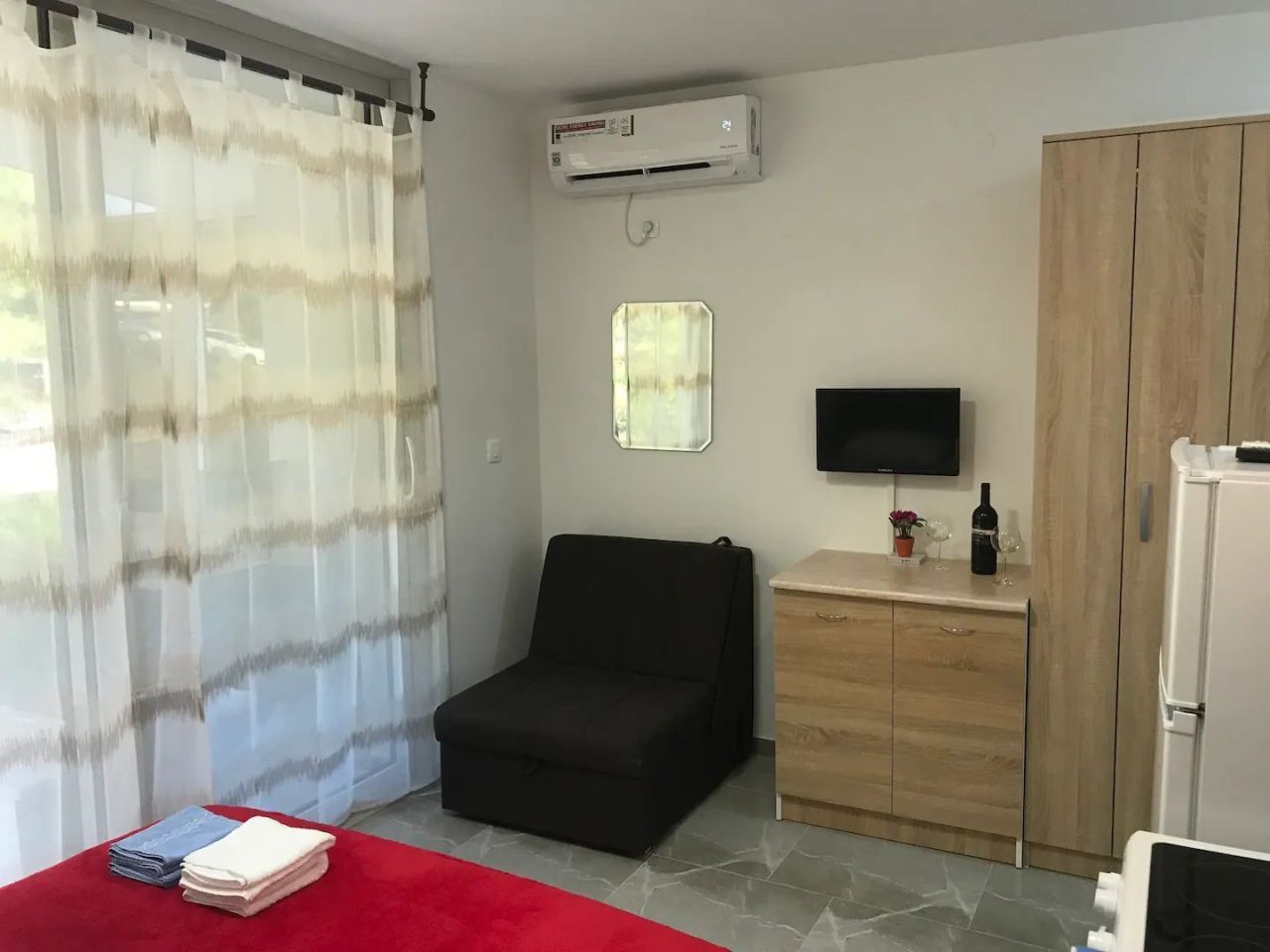 Apartamento en Rafailovici, Montenegro, 25 m² - imagen 1