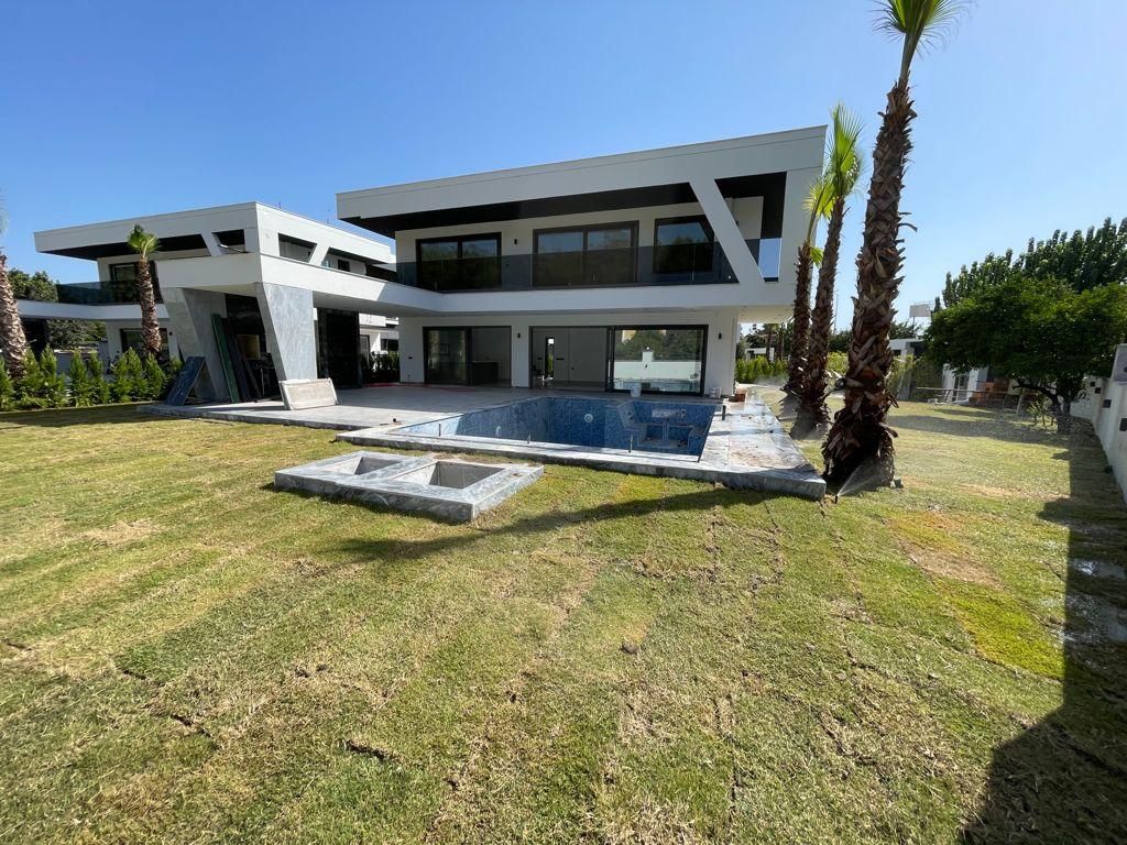 Villa en Kemer, Turquia, 205 m² - imagen 1