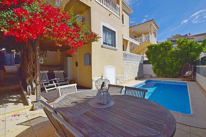 Villa in Orihuela Costa, Spain, 155 m² - picture 5