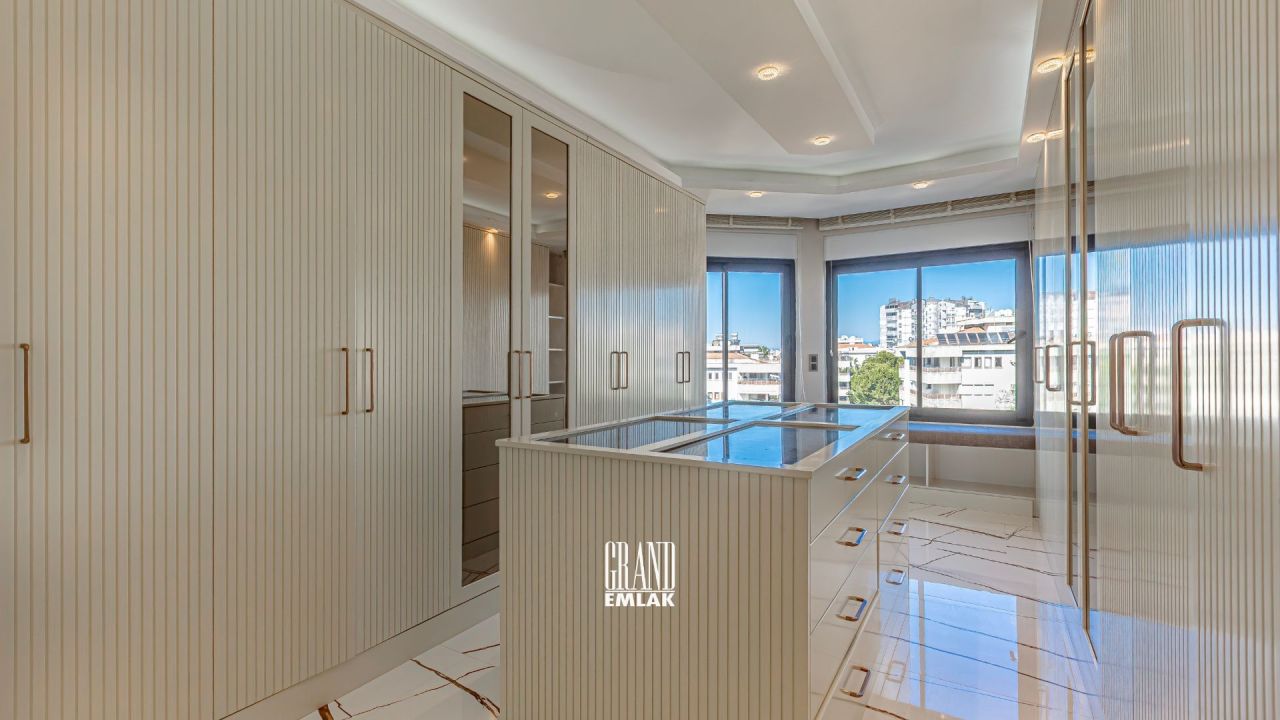 Piso en Antalya, Turquia, 190 m² - imagen 16